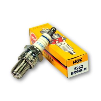Bujía NGK BR9ECM